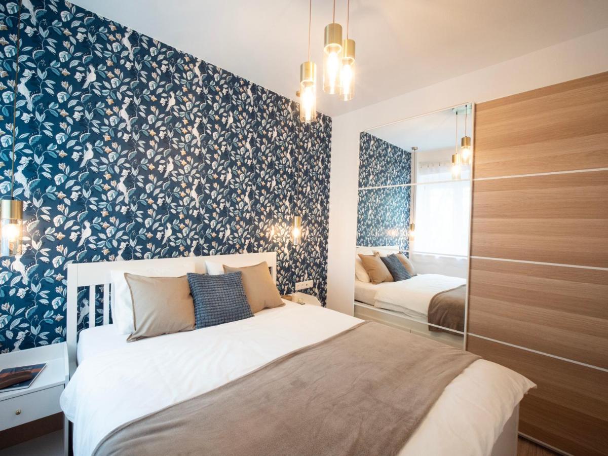 Blue Bird Citadel Apartment Budapest Eksteriør billede